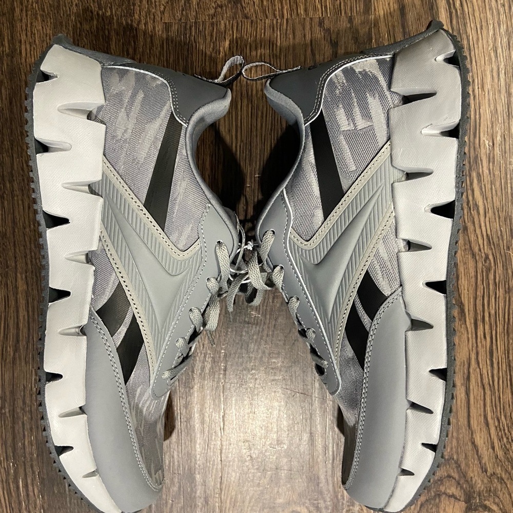 Men’s Reebok Zig Dynamica STR sneakers